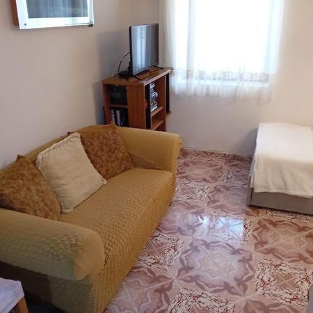 Gogo'S Sea Side Apartment Sarande Luaran gambar