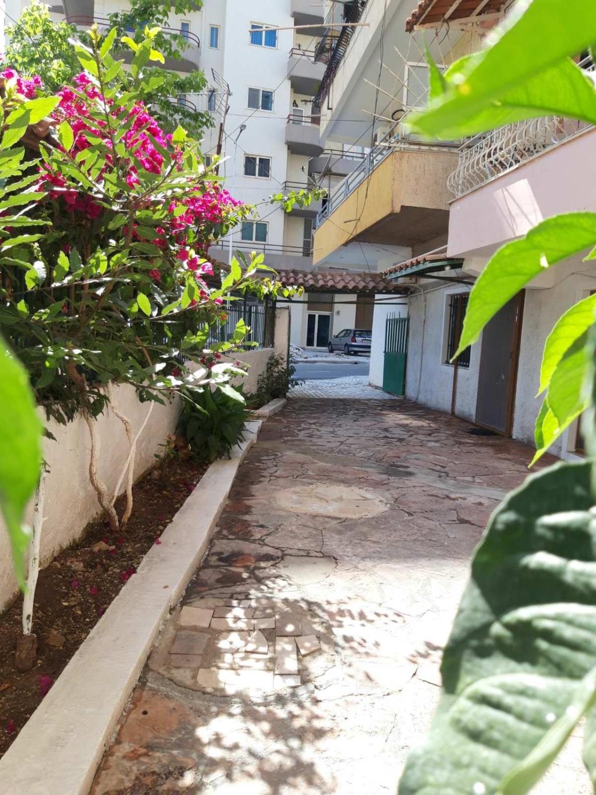 Gogo'S Sea Side Apartment Sarande Luaran gambar