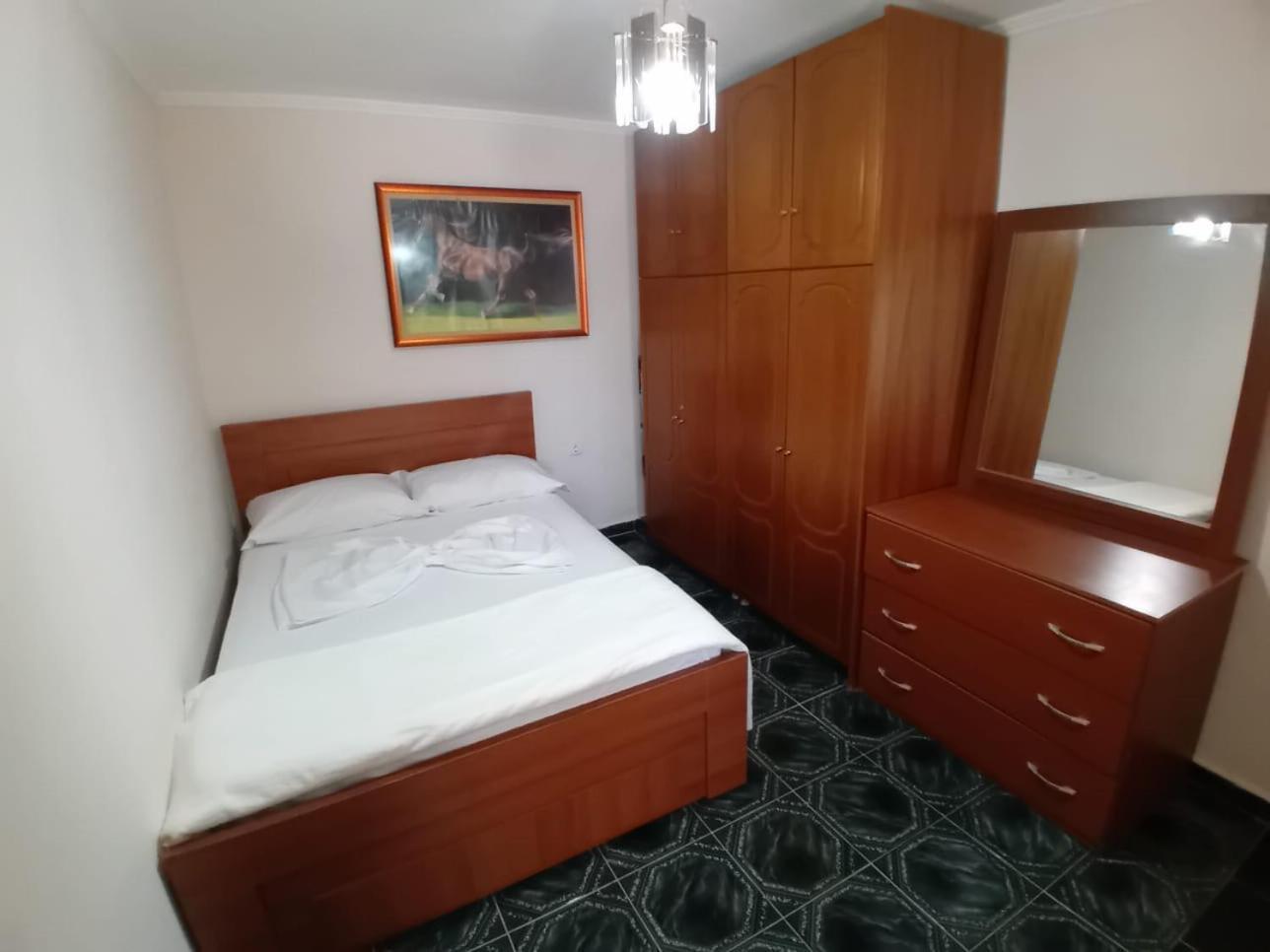 Gogo'S Sea Side Apartment Sarande Luaran gambar